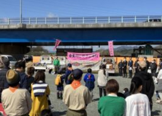 育て！いくらちゃん　成長したサケを由良川へ放流しました
